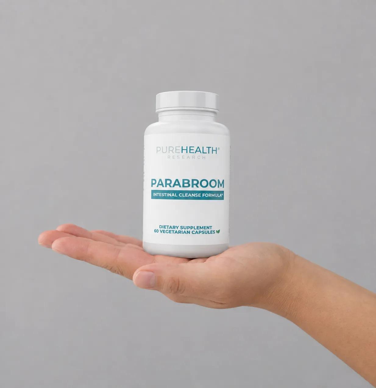 Parabroom WW — the package held in a hand